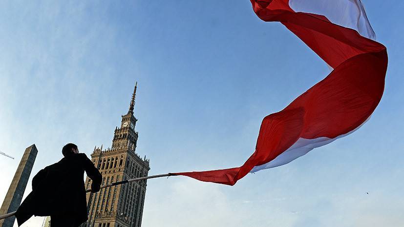 «Будут развивать американский вектор»: как Польша пытается бороться с «искажением» истории со стороны России