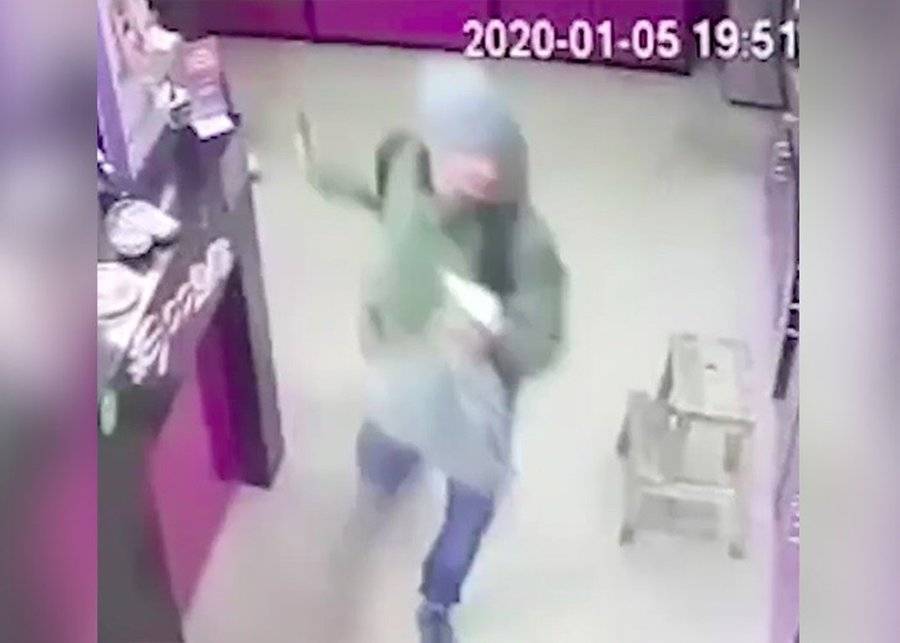 В Москве мужчина похитил из секс-шопа товар за 50 тысяч рублей