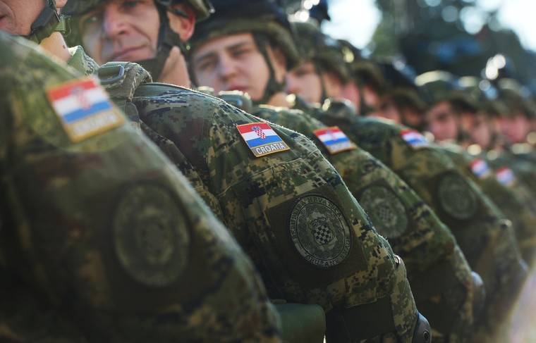 Хорватия вывела войска из Ирака в Кувейт