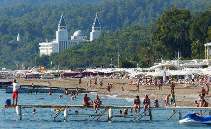 Birgün (Турция): в первый день года купались в море