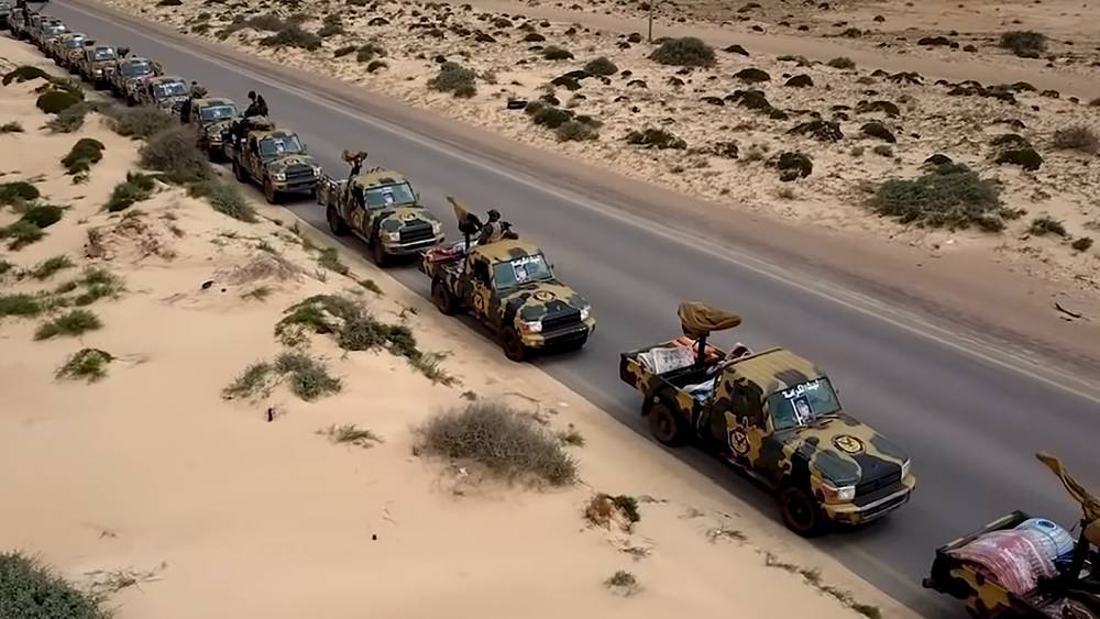 ЛНА продвигается на запад после освобождения ливийского города Сирт