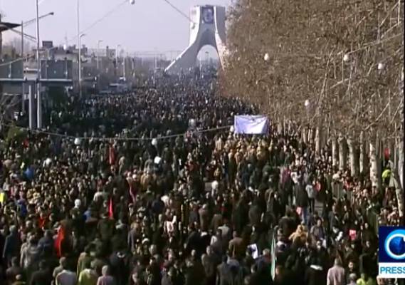 Власти Ирана отложили похороны генерала Сулеймани