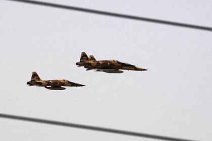 В Иране сообщили о вводе истребителей в воздушное пространство Ирака