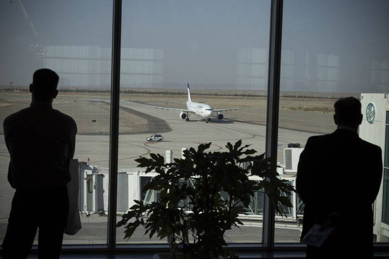 Авиакомпании отказываются от полетов над Ираном