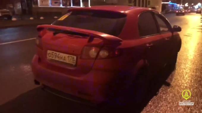 В Петербурге за рулем Chevrolet задержали украинца "под кайфом"