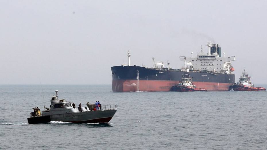 Владельцы танкеров резко подняли цены на перевозку нефти из Персидского залива