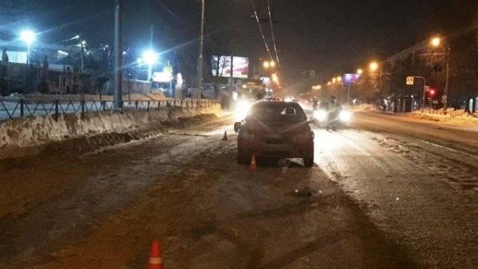 В Новосибирске пьяный водитель иномарки сбил дорожного рабочего