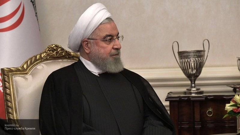 Хасан Рухани пообещал "отрезать ноги" США на Ближнем Востоке