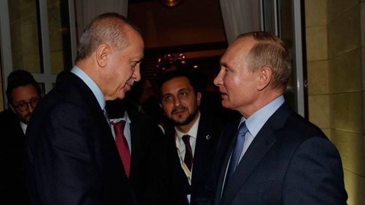 Владимир Путин - Тайип Эрдоган - Путин и Эрдоган проводят переговоры в Стамбуле - polit.info - Россия - США - Сирия - Турция - Иран - Ливия - Стамбул - Главы