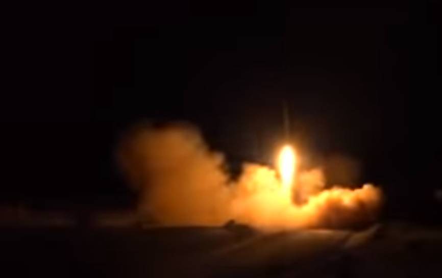 Появилось видео ракетного удара Ирана по военной базе США