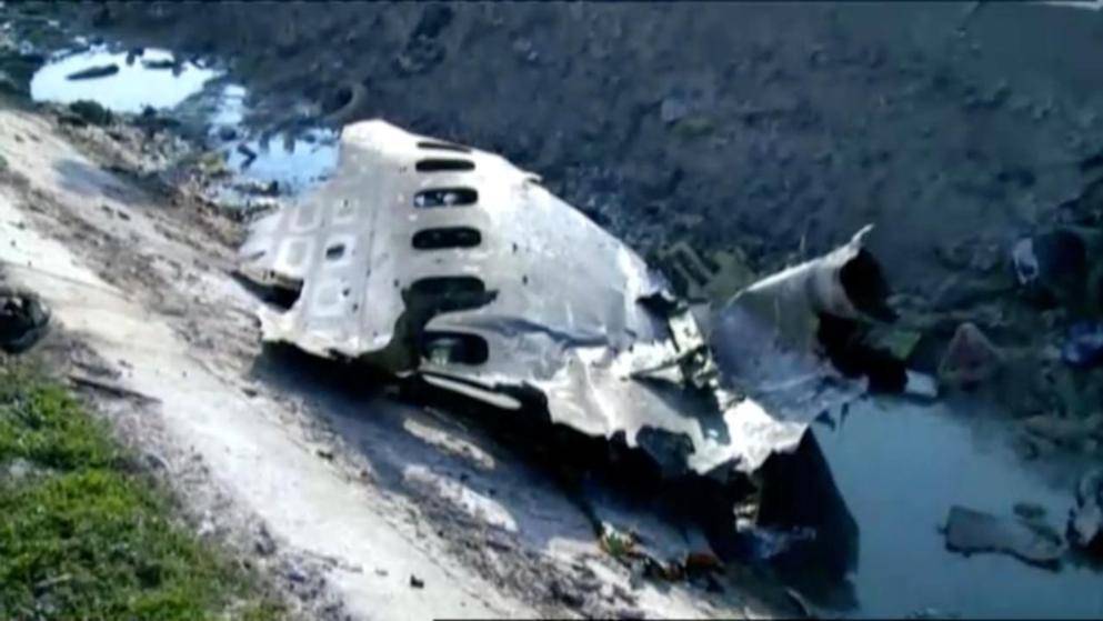 Крушение украинского пассажирского самолета: многие факты говорят о том, что лайнер сбила ракета