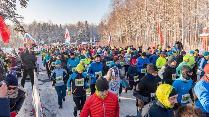 Зимний марафон "Дорога жизни" ограничит движение транспорта