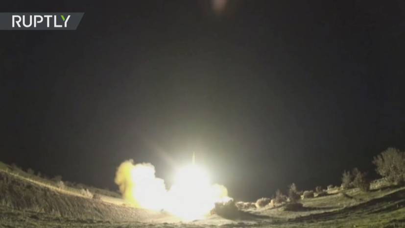Иран нанёс ракетные удары по базам США в Ираке — видео