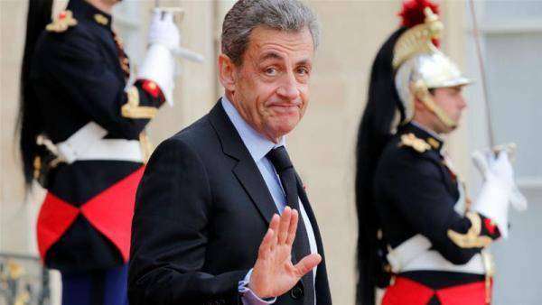 Суд назвал сроки: Саркози станет подсудимым экс-президентом Франции