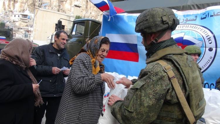 Представители ЦПВС привезли жителям трех сирийских провинций гуманитарную помощь