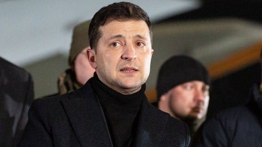 Зеленский пообещал тщательное расследование крушения украинского самолета в Иране