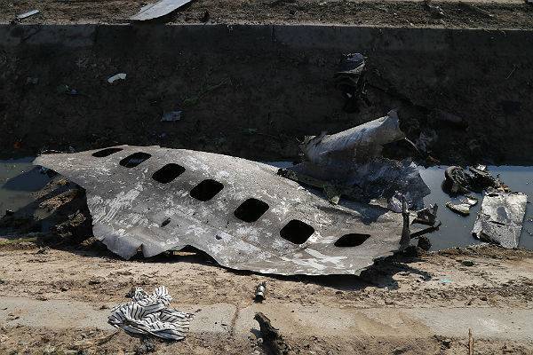 Спецслужбы Запада рассказали, почему в Иране упал украинский самолет