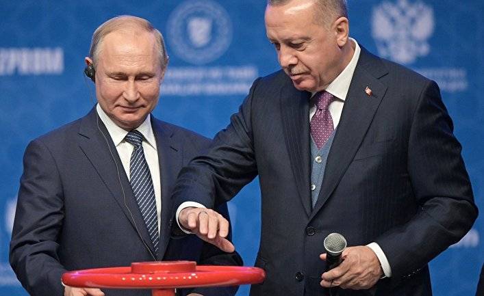 Феникс (Китай): именно это важное событие заставило Путина посетить Турцию в непростое время
