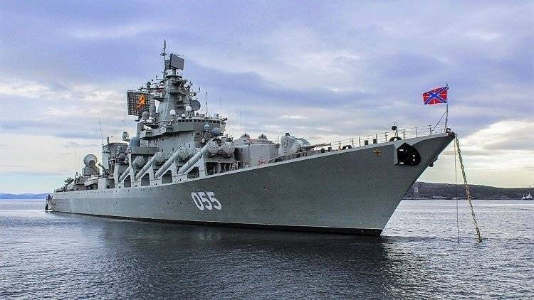 Путин с борта ракетного крейсера приказал завершить учения в Черном море