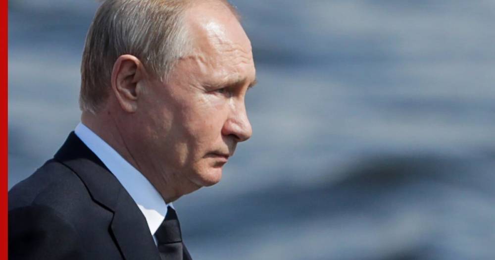 Владимир Путин оценил ход учений Черноморского и Северного флотов