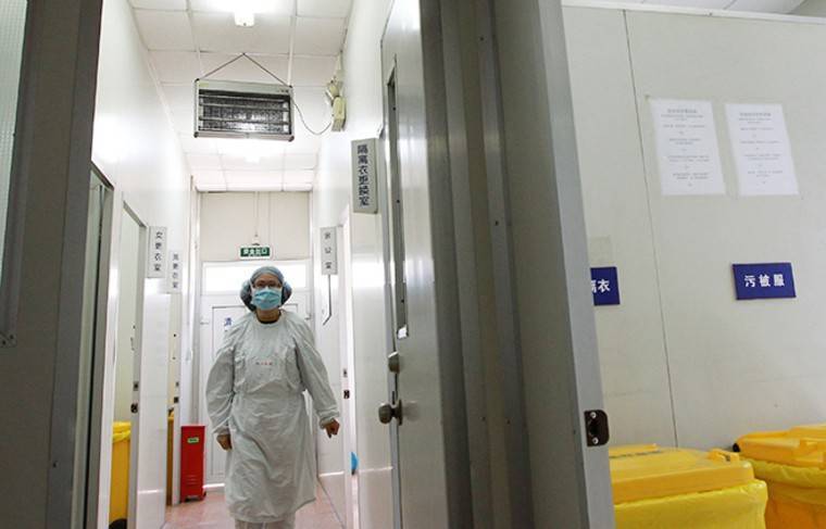 На границе с Китаем усилили карантинный контроль из-за вспышки пневмонии