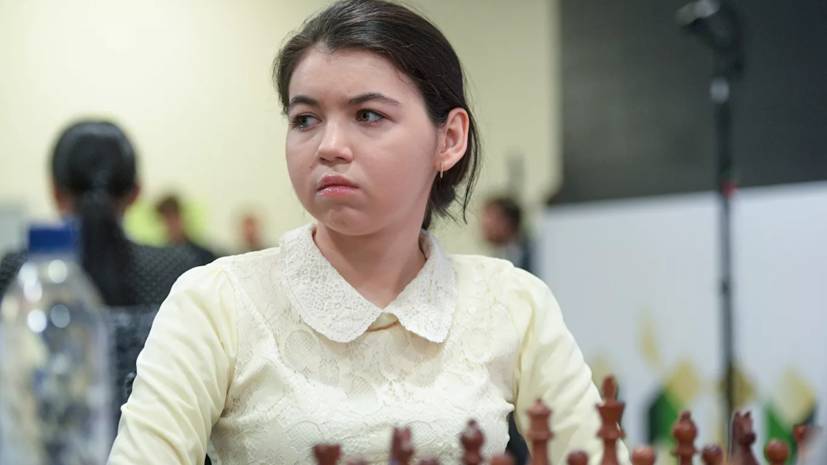 Горячкина проиграла Вэньцзюнь в четвёртом матче за звание чемпионки мира по шахматам