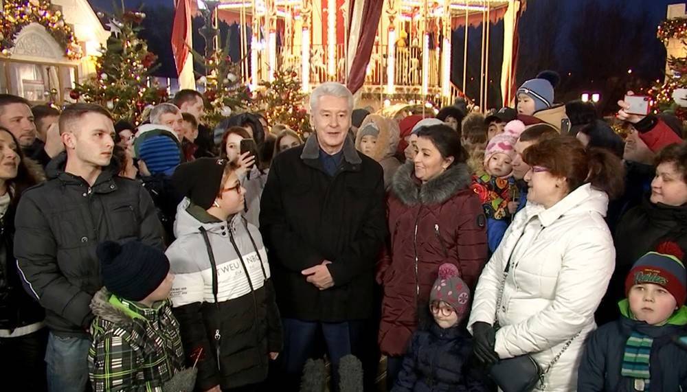 Собянин продлил "Путешествие в Рождество" до конца января