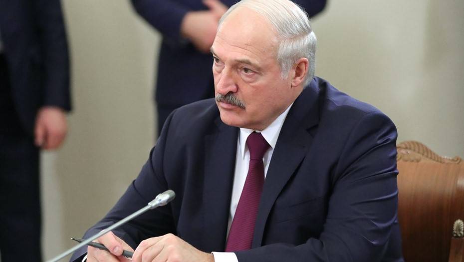 Лукашенко заявил, что Россия предлагает Белоруссии нефть по завышенной цене
