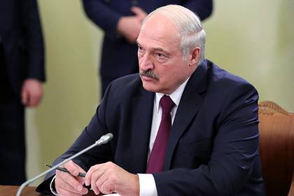 Лукашенко порассуждал об уникальной возможности построить Белоруссию без крови