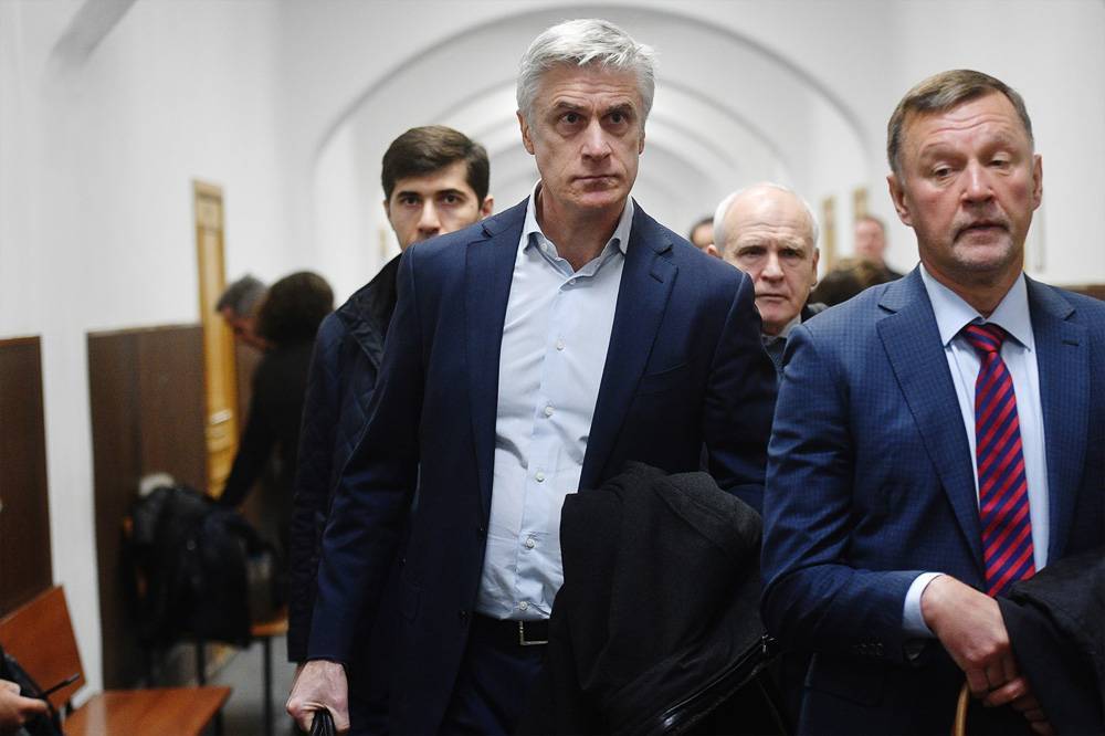 Суд в Москве оставил Майкла Калви под домашним арестом