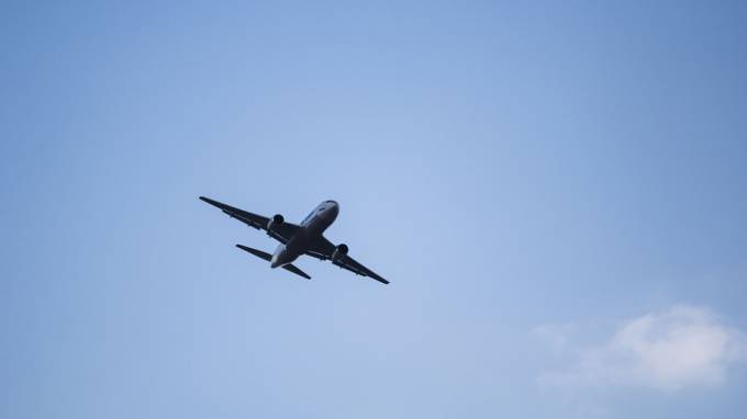 Авиакомпания FlyOne возобновит рейсы из Петербурга в Кишинев