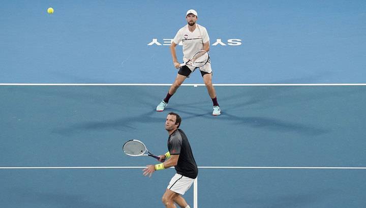Российские теннисисты разгромили аргентинцев на ATP Cup