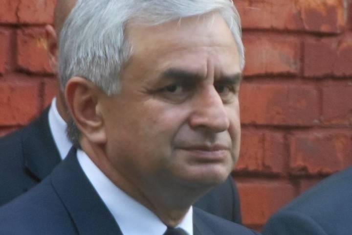Парламент Абхазии проголосовал за отставку президента Хаджимбы