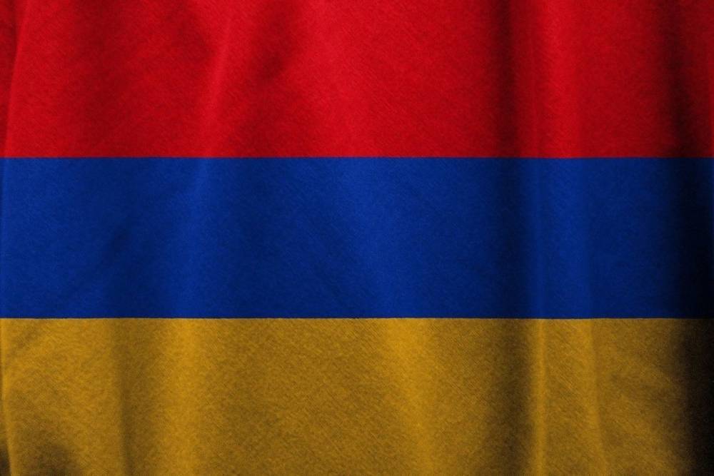 Ереван призвал добровольцев в Карабахе координировать действия с армией