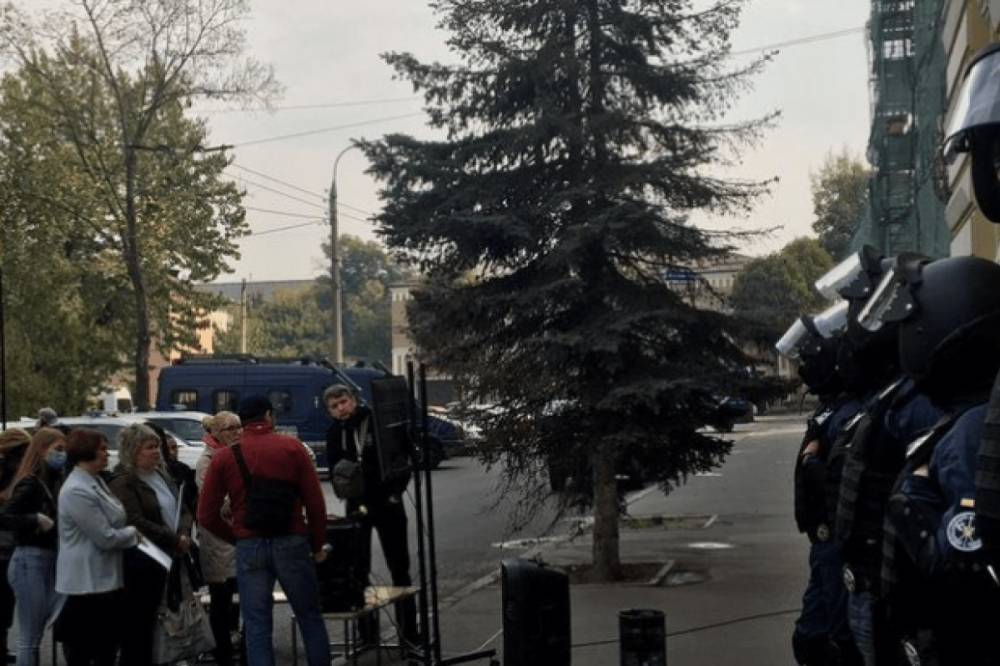 Апелляционный суд арестовал радикала, напавшего на автобус активистов "Патриоты - За жизнь"