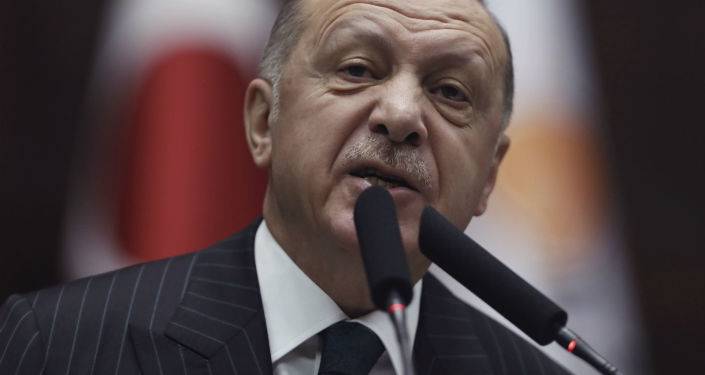 Эрдоган не хочет прекращения огня в Карабахе, он раскритиковал Минскую группу ОБСЕ