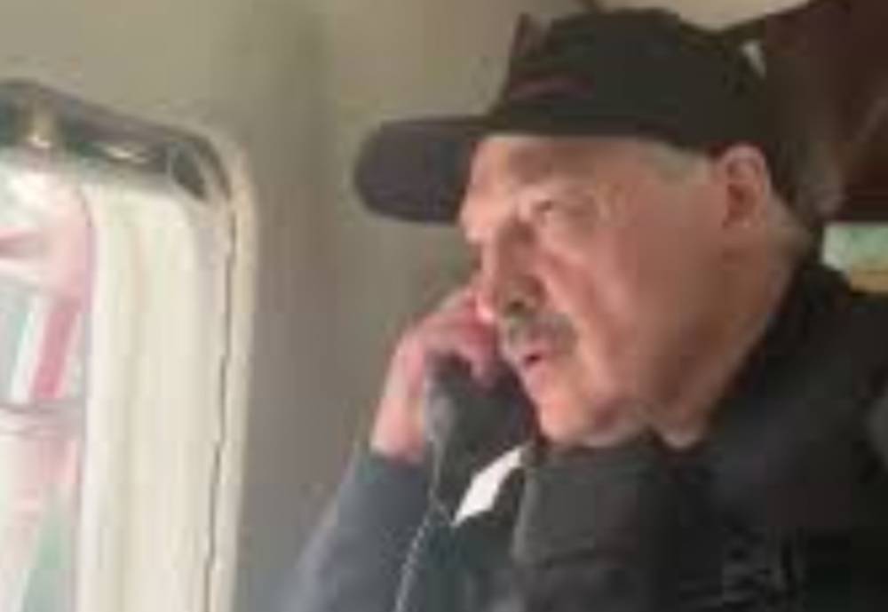 "Должен покинуть страну": ситуация в Беларуси на пределе, Лукашенко готовы принять в РФ