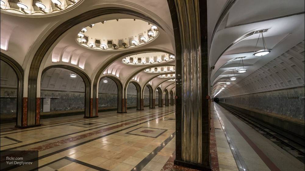 Капремонт станции метро "Маяковская" в Петербурге проведут в следующем году