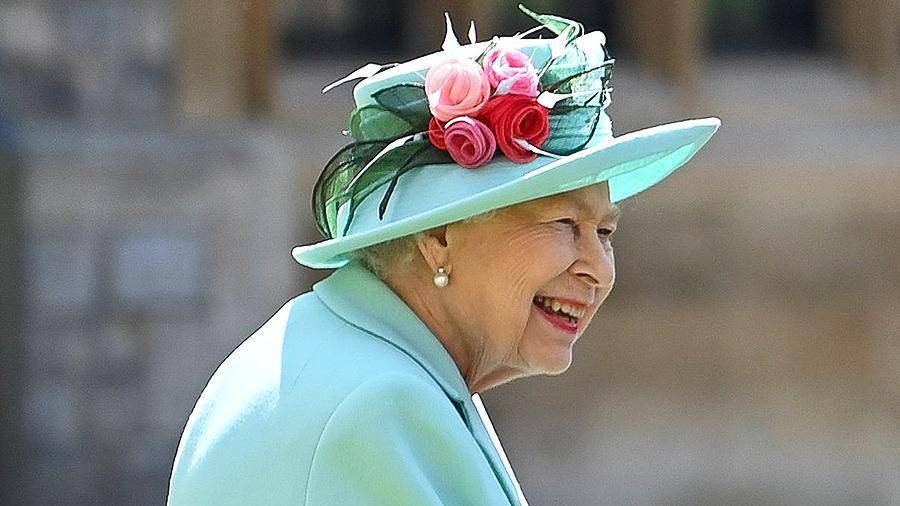 Королева Великобритании отменила официальные мероприятия до конца года