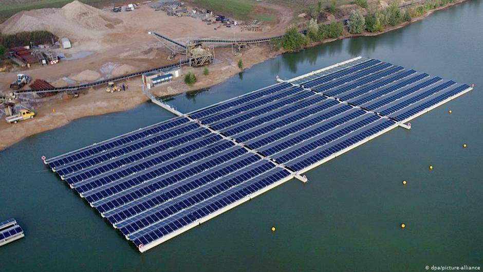 Плавучие солнечные электростанции: новый бизнес в затопленных карьерах