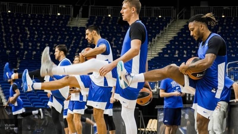 Баскетболисты "Зенита" впервые в истории обыграли "Барселону"