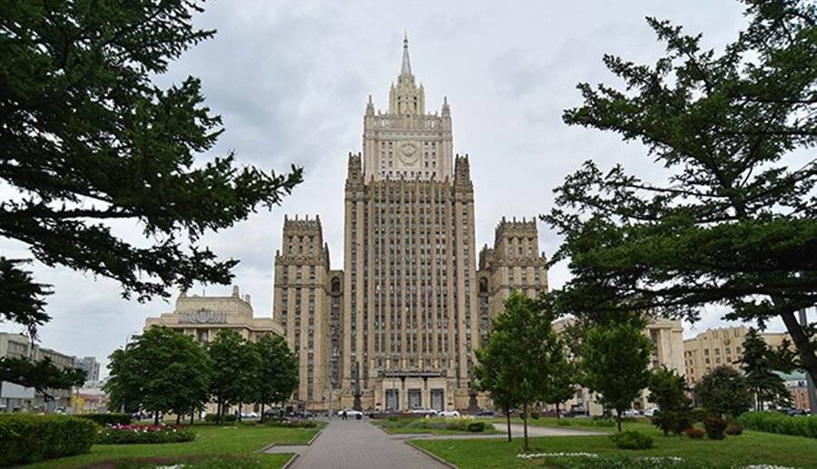 МИД РФ призвал США прекратить "соперничество великих держав"
