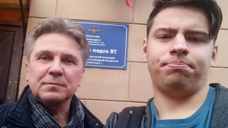 В Петербурге задержали участника "чаепития" в день рождения Путина