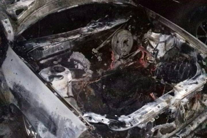 В Ивановской области в ночном пожаре сгорел очередной автомобиль