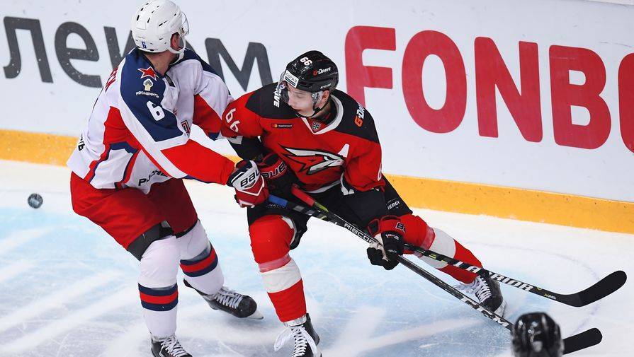 Россияне Михеев и Георгиев подали иски по поводу своих контрактов в НХЛ