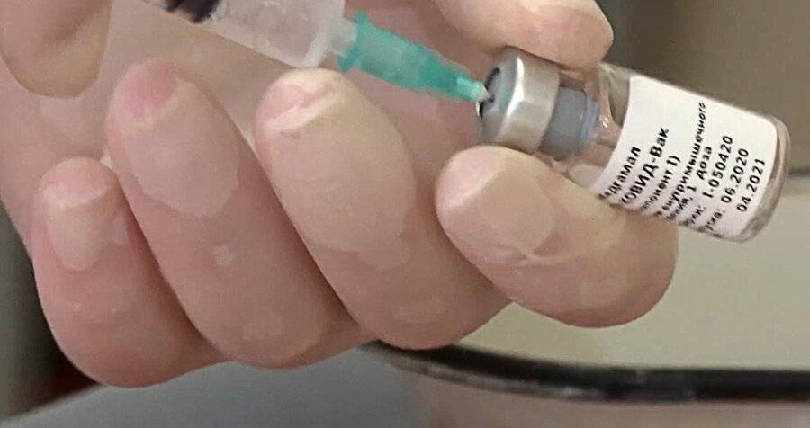 Клинические испытания вакцины от COVID-19 "идут хорошо" – гендиректор Центра Чумакова