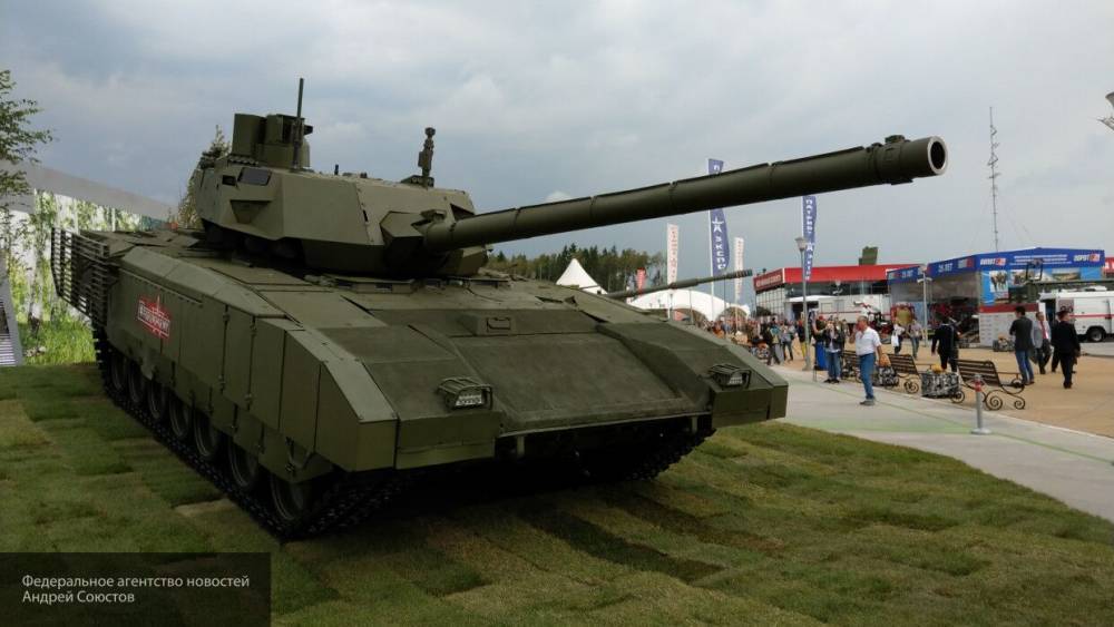 Военный историк не считает новый танк КНДР версией российской "Арматы"