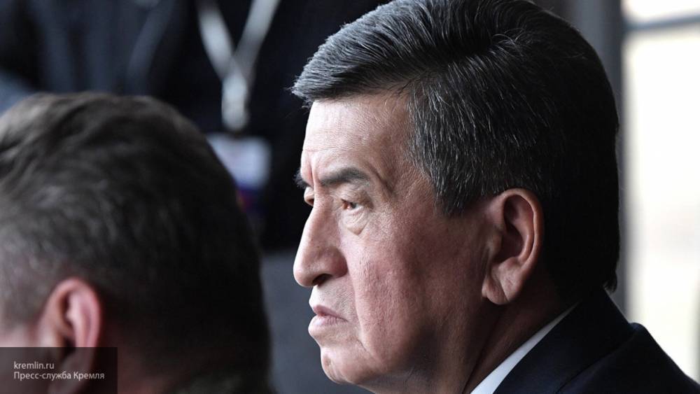 Бывший глава Киргизии призвал Жээнбекова уйти в отставку