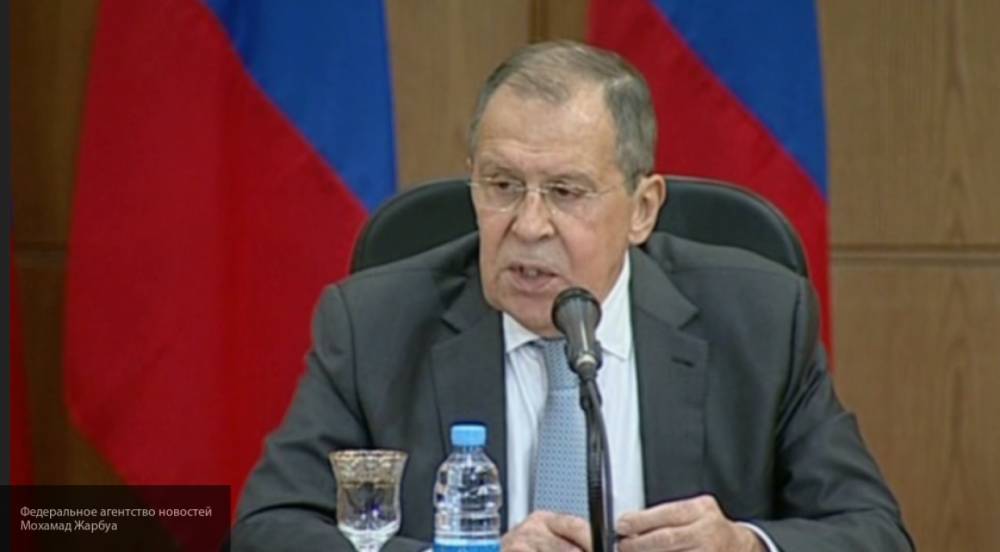 Лавров настаивает на возобновлении переговоров по Нагорному Карабаху