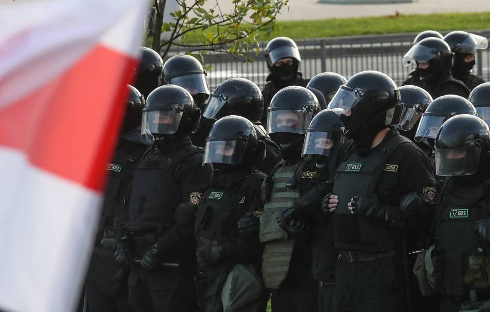 В Минске активизируются радикалы – правоохранители готовы применить оружие